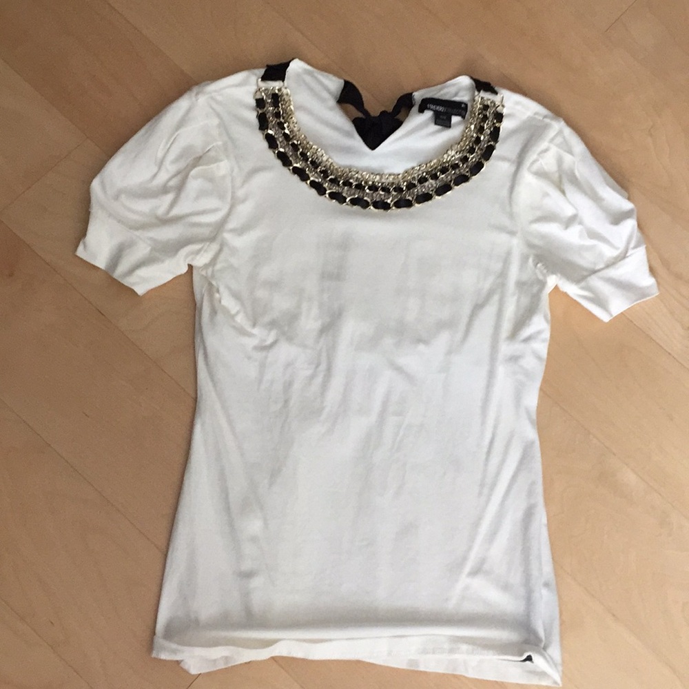 Forever 21 necklace shirt with built in bra